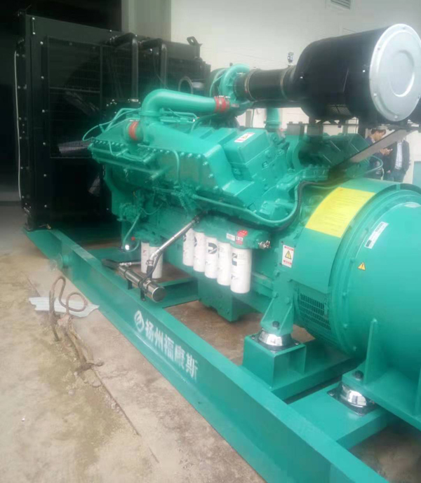 左贡发电机租赁使用中无电压或电压太低怎么办？