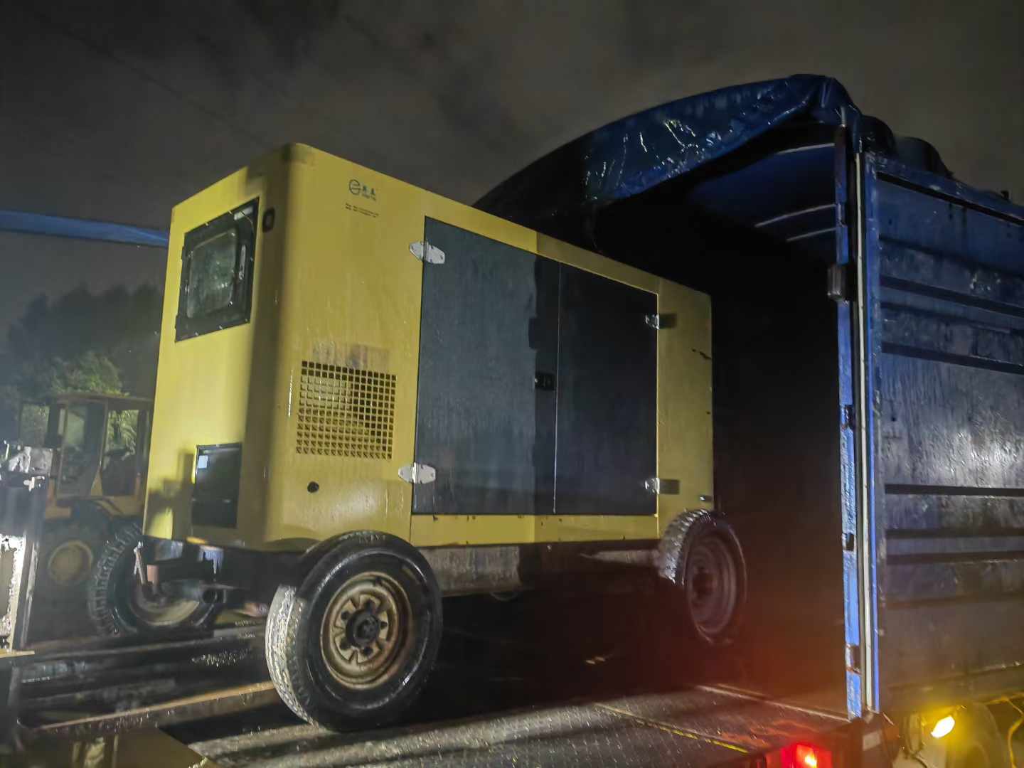 左贡如何根据用电设备的功率选择合适的柴油发电机组？