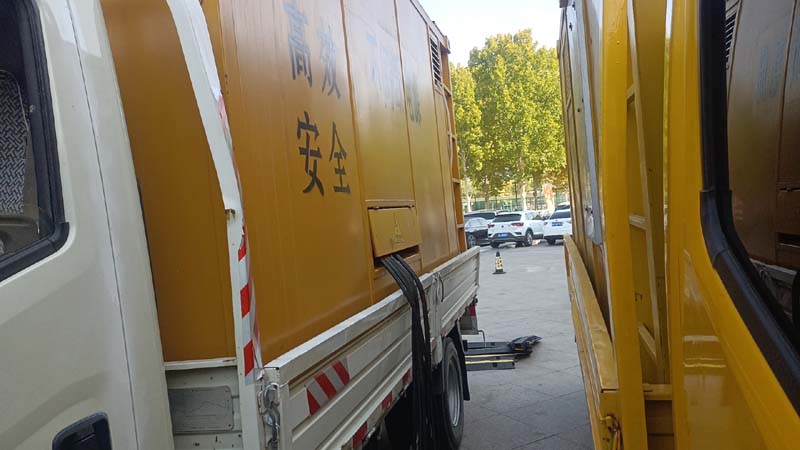 左贡如何判断柴油发电机组和UPS电源的切换时间是否符合要求？